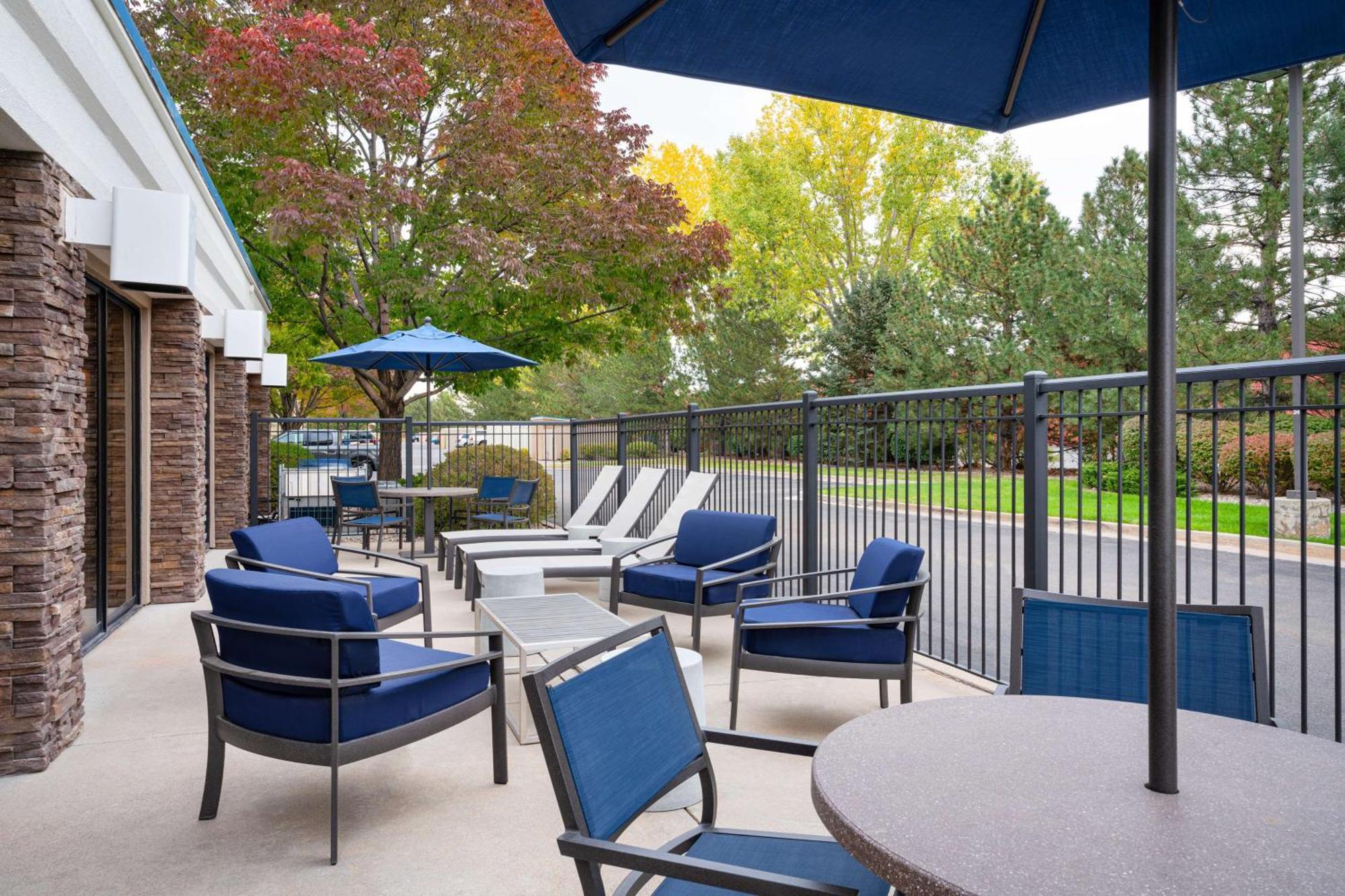 Hampton Inn Loveland Exteriör bild